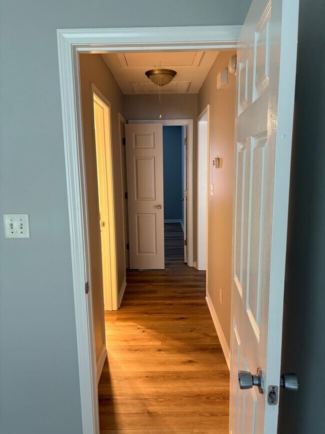 Building Photo - 1404 Georgia Ave SE