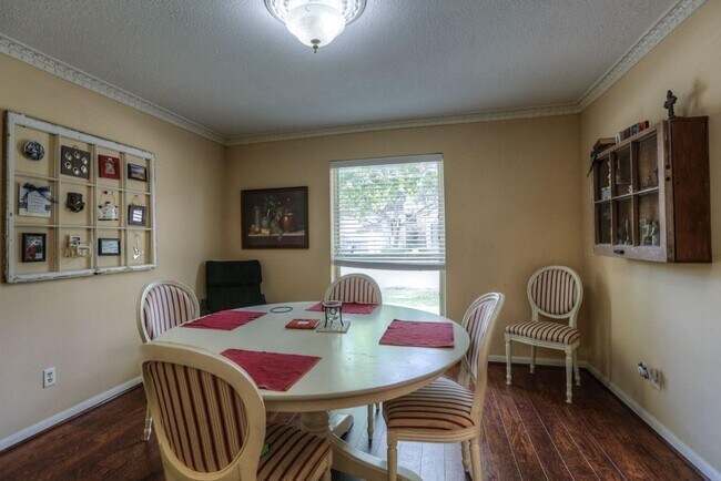 Building Photo - 12439 Piping Rock Dr