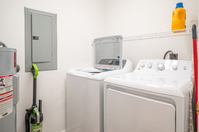 Building Photo - APARTMENT PERFECTLY LOCATED IN ST. JAMES PLANTATION