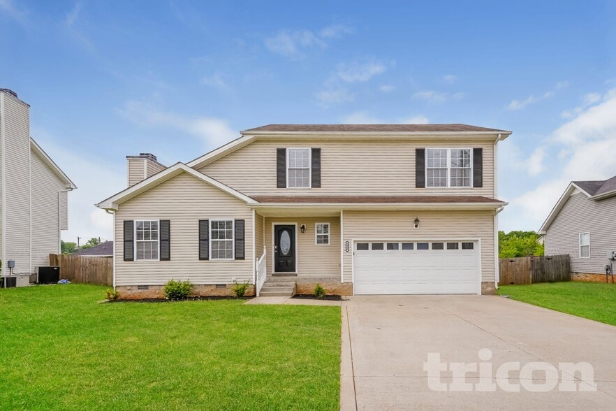 Primary Photo - 1335 Loren Circle