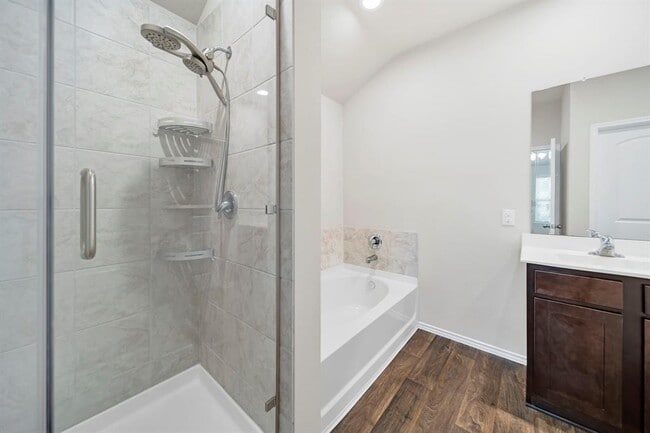 Building Photo - 6106 Gingerland Ct