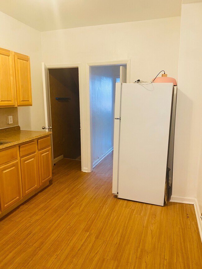 Building Photo - 3118 Belgrade St