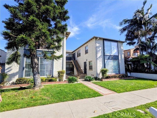 Building Photo - 208 Granada Ave