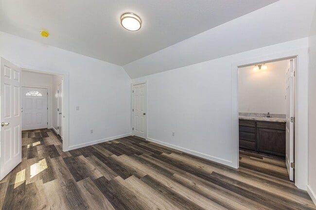 Building Photo - 7872 Jacqueline Way