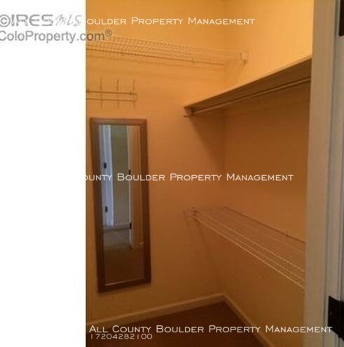 Building Photo - 1575 Zamia Ave