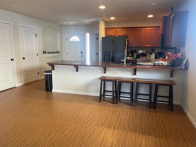 Building Photo - 6742 Flute St SE