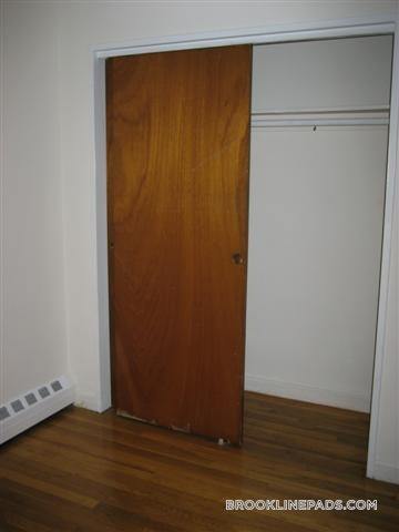 Building Photo - 59 Parkman St