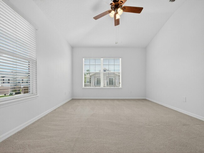 Building Photo - 6602 S Goldenrod Rd