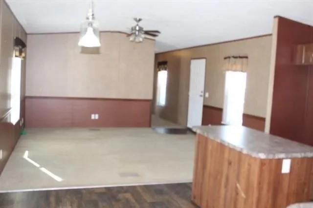 Building Photo - 591 Rose Garden Dr