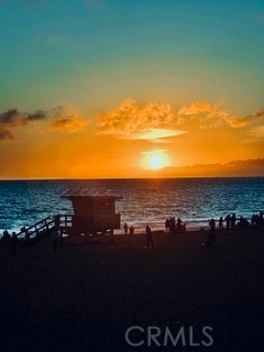 Building Photo - 4216 Ocean Dr