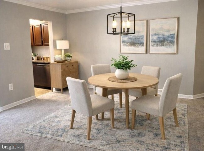 Building Photo - 5606 Bloomfield Dr