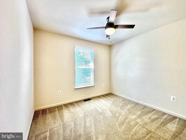 Building Photo - 1599 Renate Dr