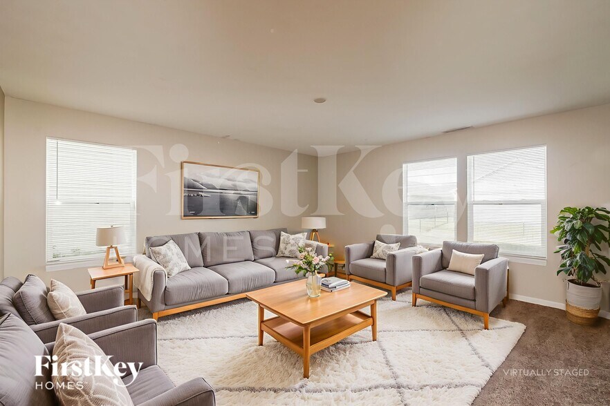 Building Photo - 8128 Wildwood Farms Dr