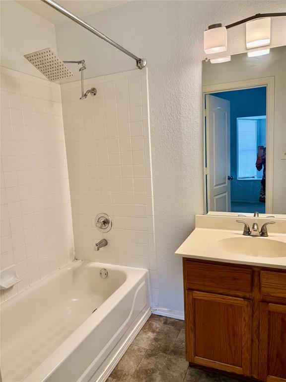 Building Photo - 11901 Swearingen Dr