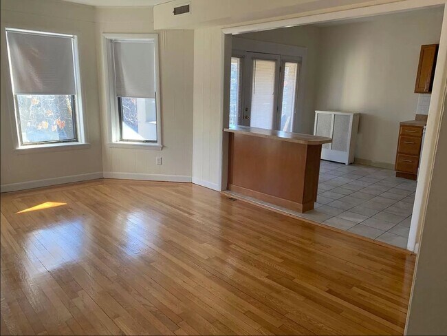 Building Photo - Allston 3 Bed 1.5 Bath available now