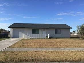 Building Photo - 7195 Arab Ct