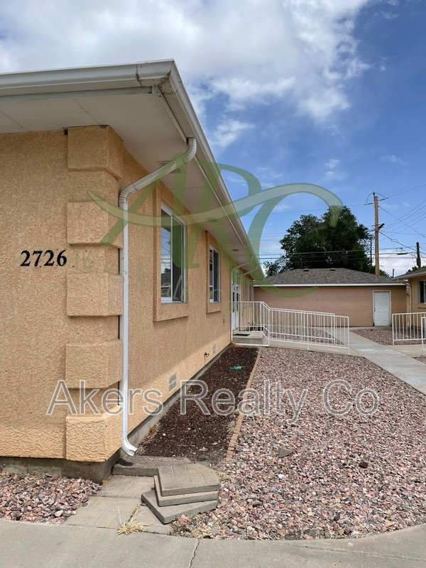 Building Photo - 2726 Poplar St