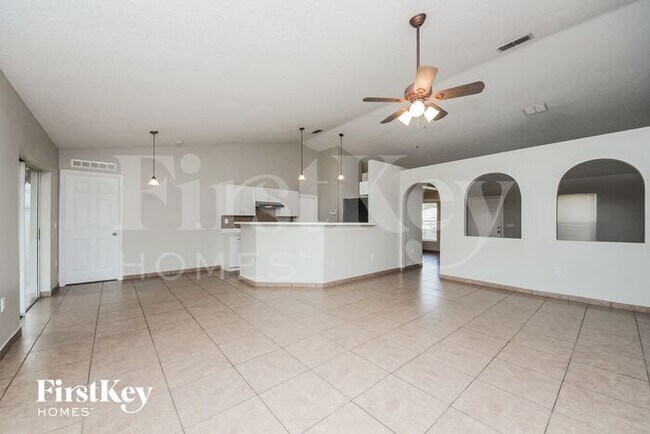 Building Photo - 431 Albatross Ct