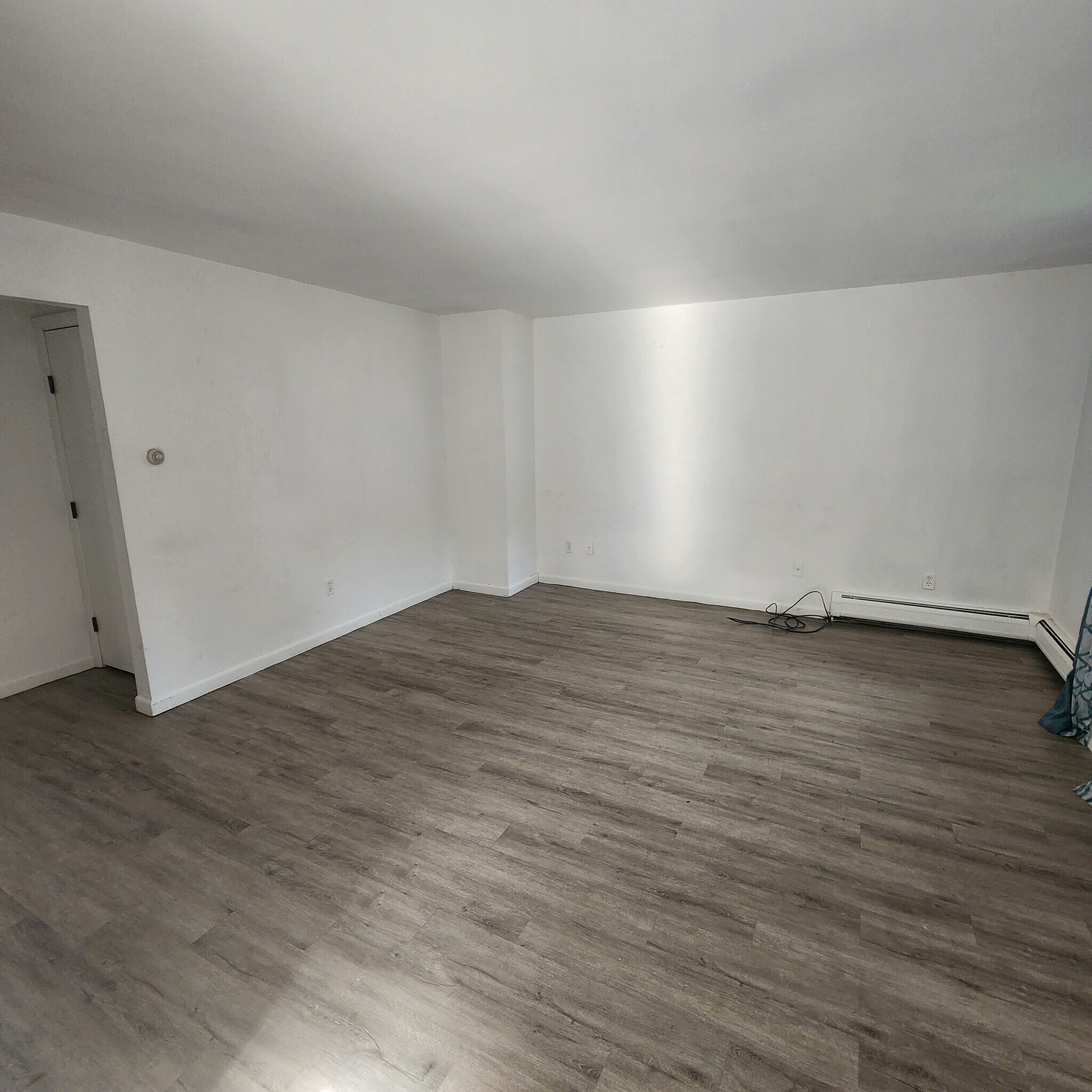 Building Photo - 3 Birchwood Dr