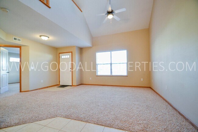 Building Photo - 4308 152nd Pl