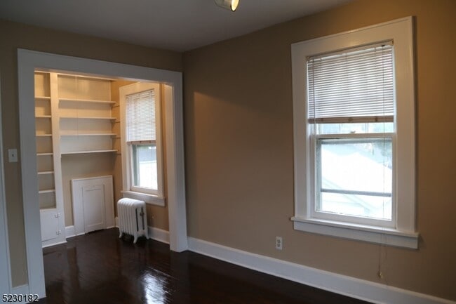 Building Photo - 43 Cypress St