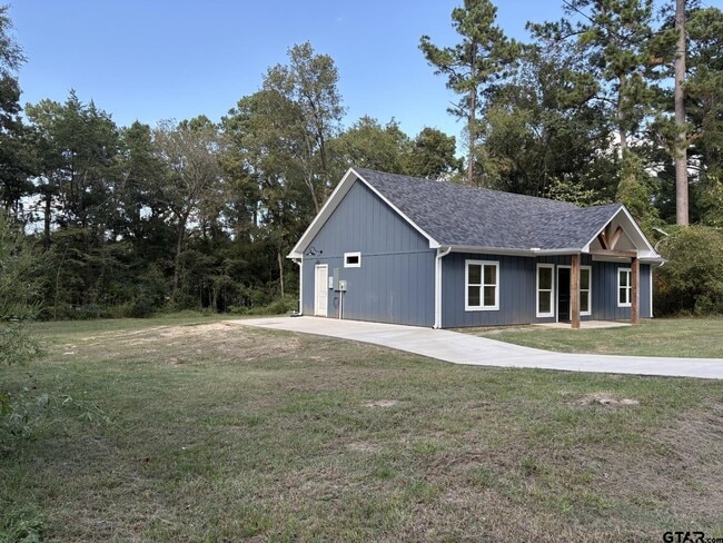 Building Photo - 446 Chelsea Ln