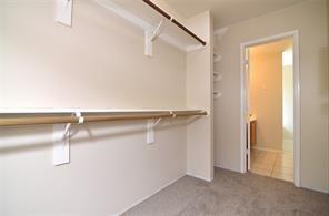 Building Photo - 321 S Chestnut St