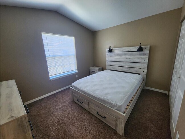 Building Photo - 821 Grand Regency Pointe