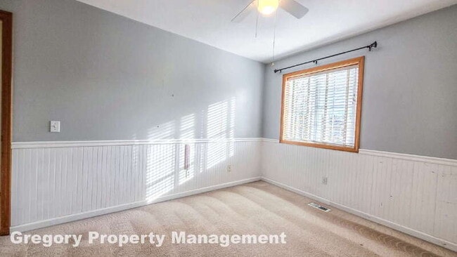 Building Photo - 821 180th St SW