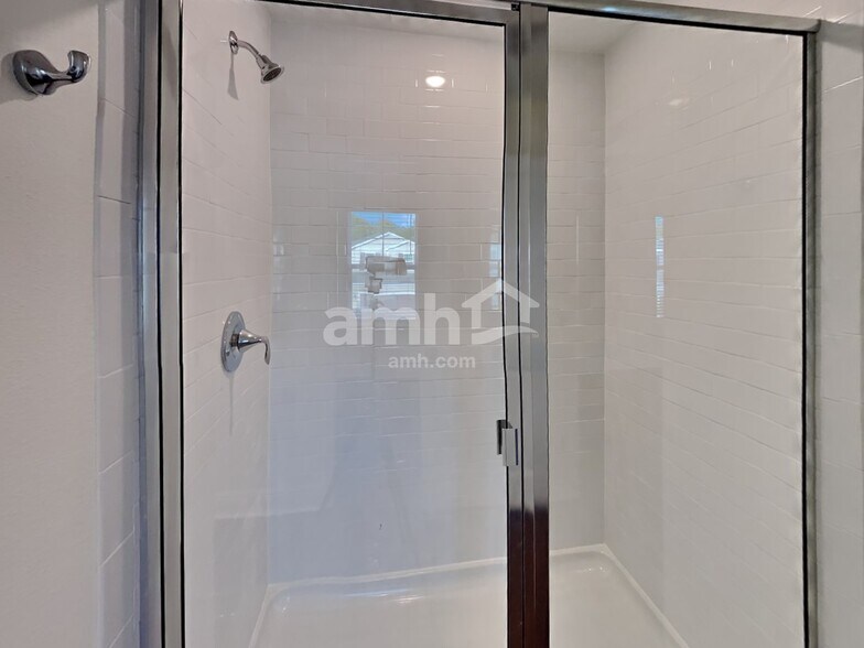 Building Photo - 22500 Bellini Cir