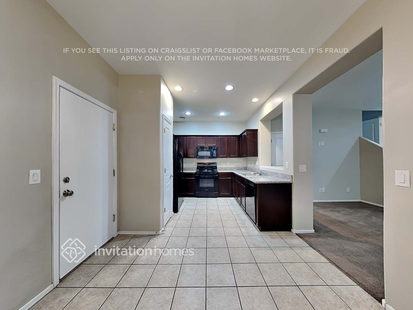 Building Photo - 3926 S Napa Ln