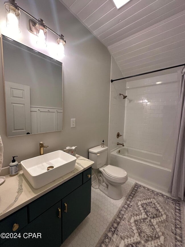 Building Photo - 4158 Thompson Rd