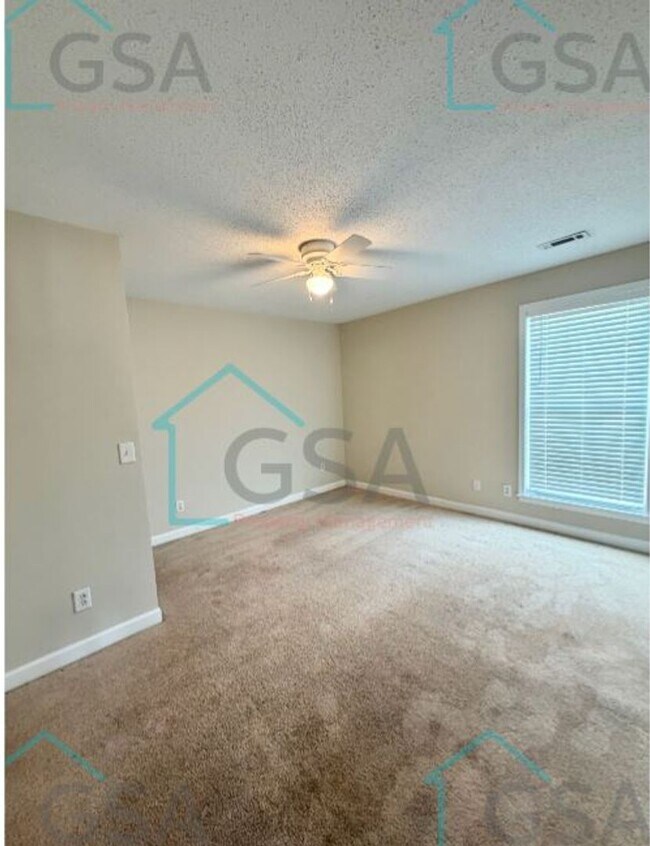 Building Photo - 225 Laurel Trace Cir