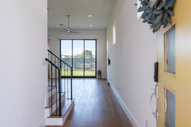 Building Photo - 9806 Blissful Pr Ln