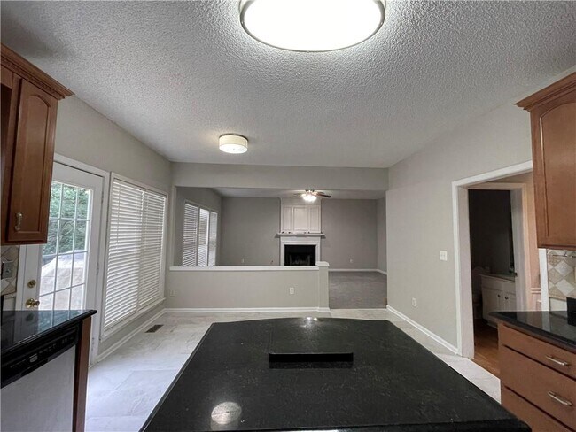 Building Photo - 2355 Black Rock Dr