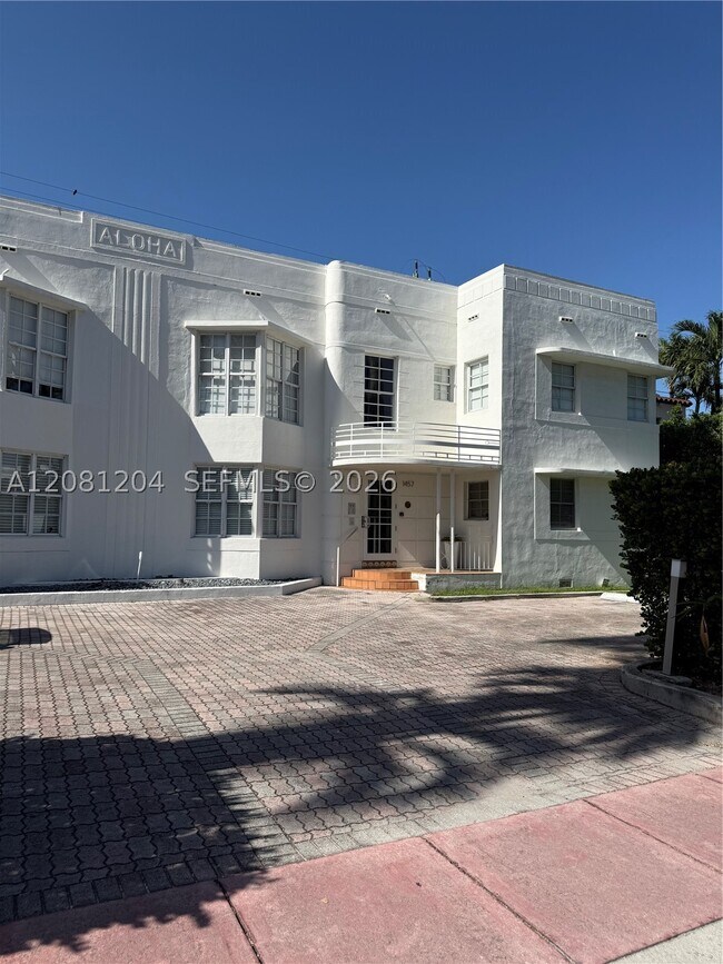Building Photo - 1457 Meridian Ave