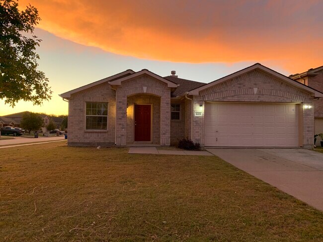 Building Photo - 1600 Jester Ct