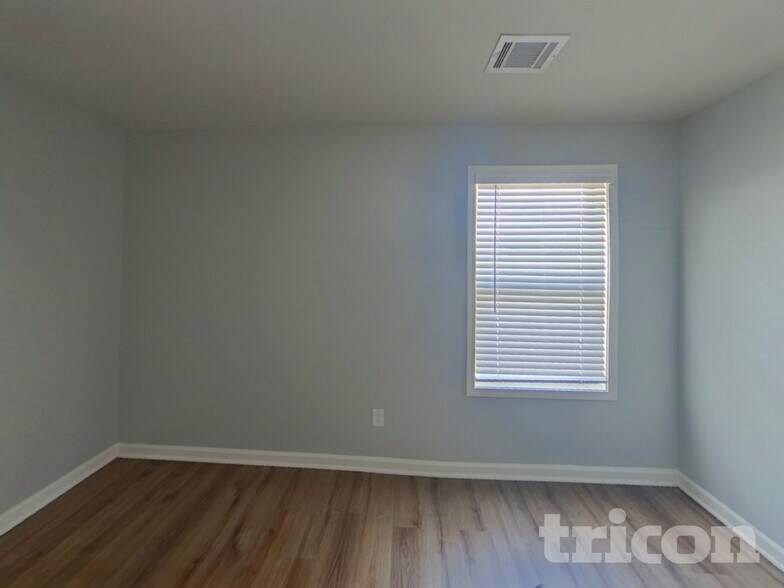 Building Photo - 7064 Demeter Dr