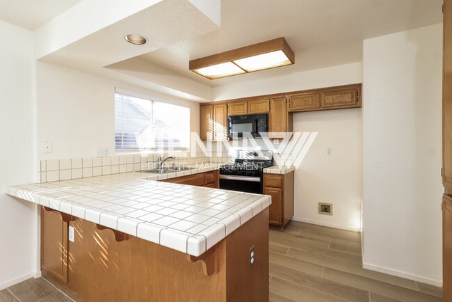 Building Photo - 8263 Windwood Way