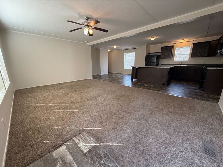 Building Photo - 11977 Springbrook Ct