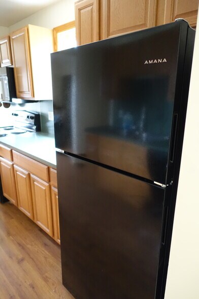Refrigerator - 503 N Chestnut St