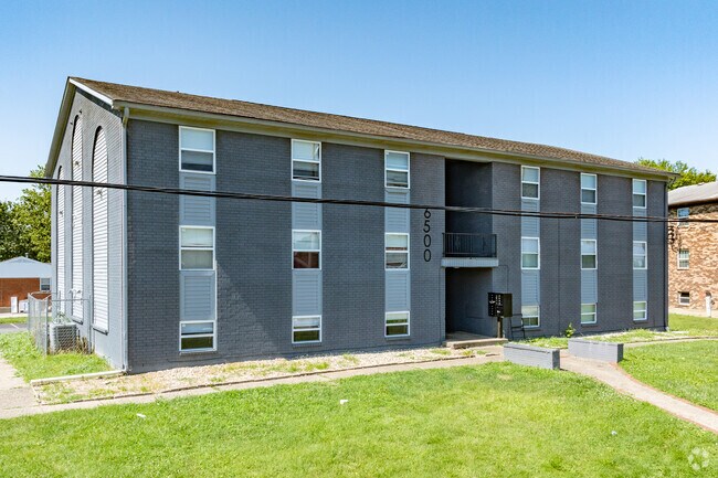 Primary Photo - 6500 & 6506 Hackel Dr
