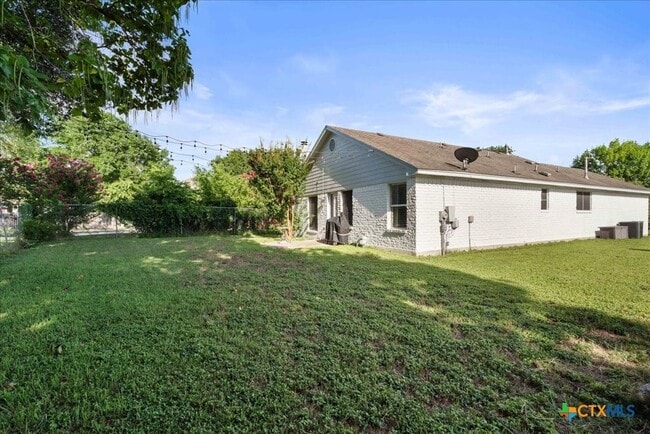 Building Photo - 2514 Ashley Way