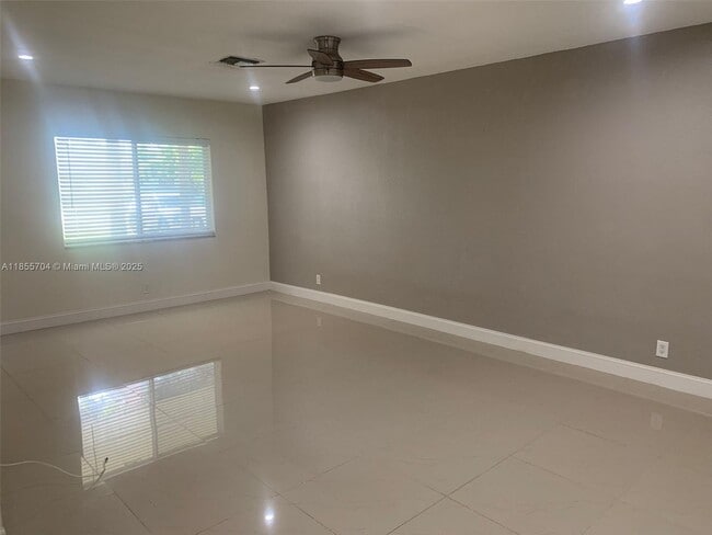 Building Photo - 4060 NW 110th Ave