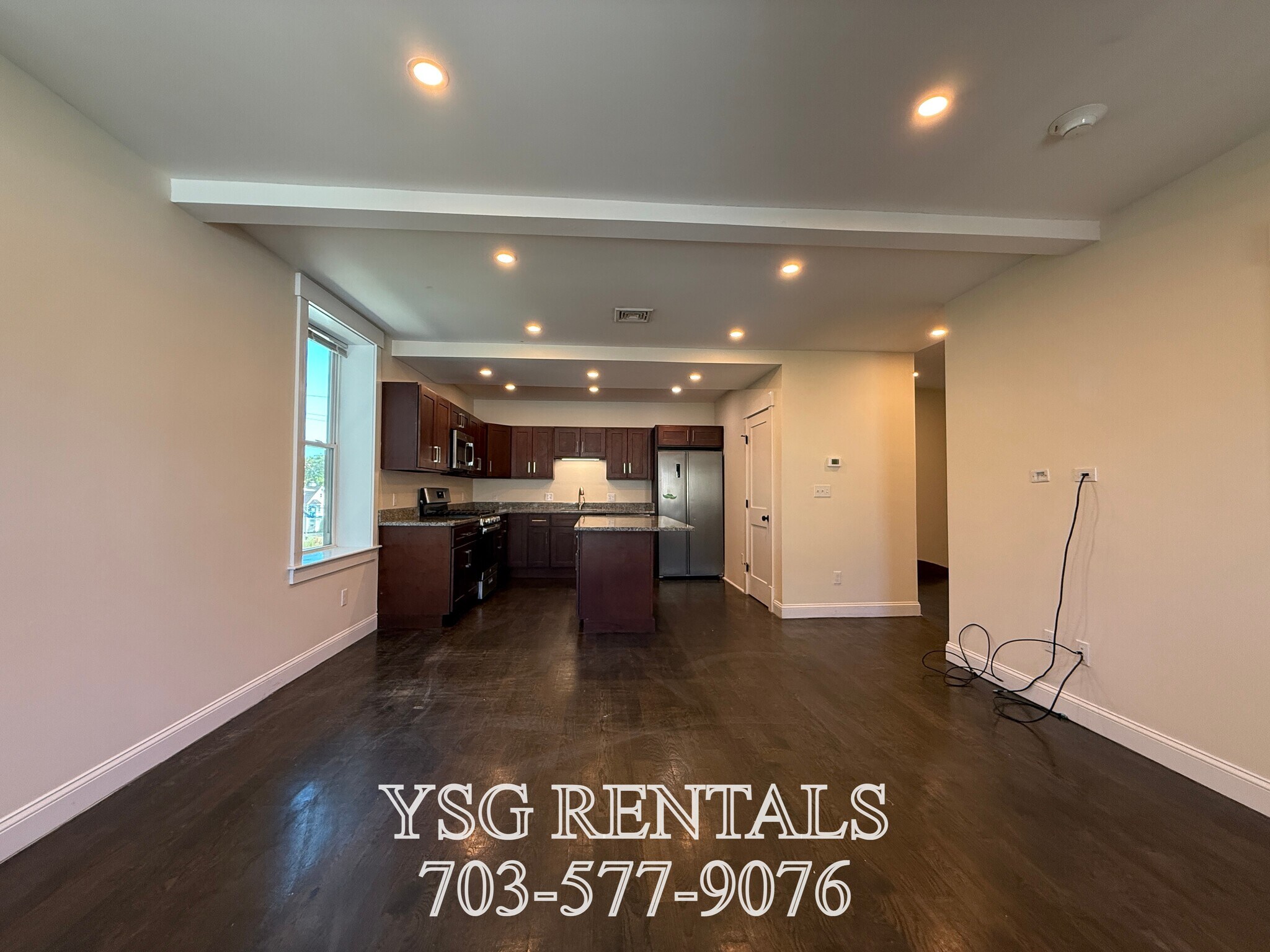 Building Photo - 17 Lambert Ave