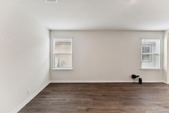 Building Photo - 22811 Tee Shot