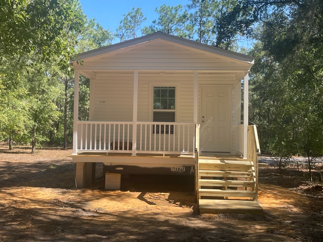 Building Photo - Echelon House