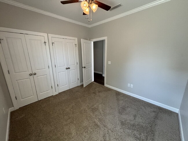 Building Photo - FOR RENT in Dothan, AL!!
