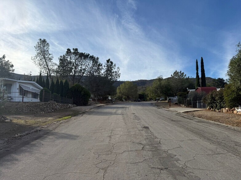 Building Photo - 101 Jones St