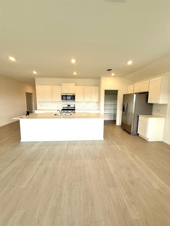 Building Photo - 241 Seven Seas Dr